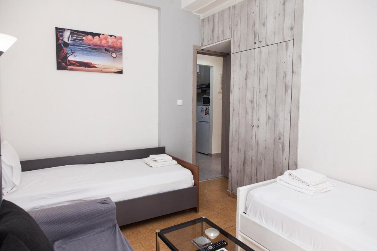 Cozy Apartment Near Stavros Niarchos Park Athén Kültér fotó